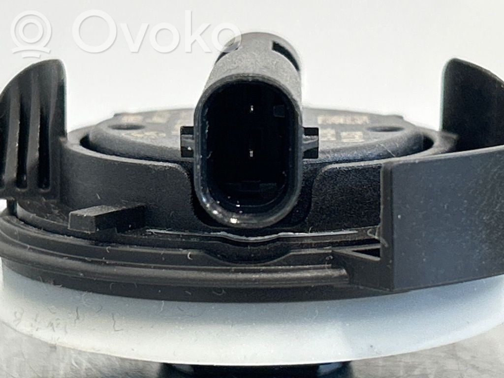 BMW 5 G30 G31 G38 Airbagsensor Crashsensor Drucksensor 