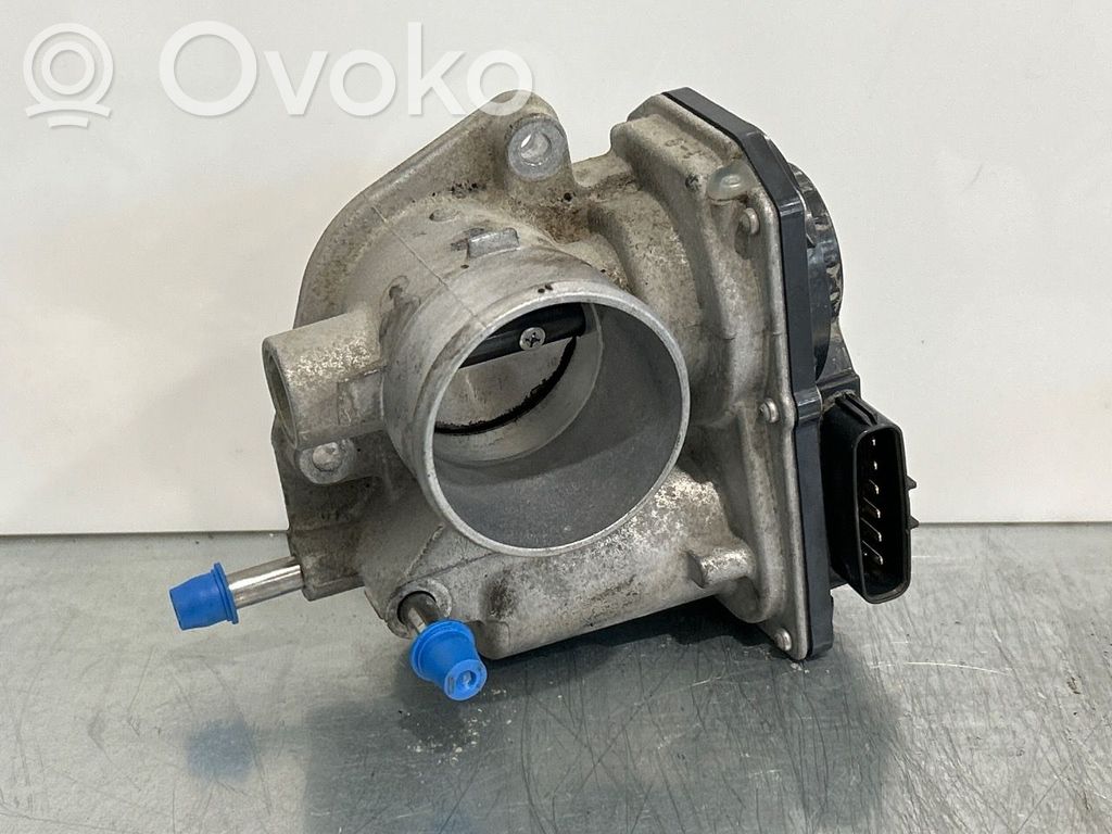 Toyota Yaris Valvola corpo farfallato
