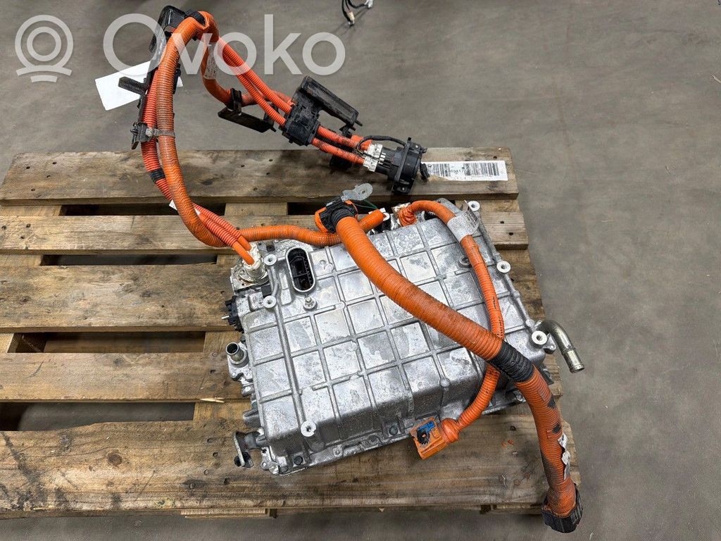 Nissan NV200 Ładowarka do akumulatora