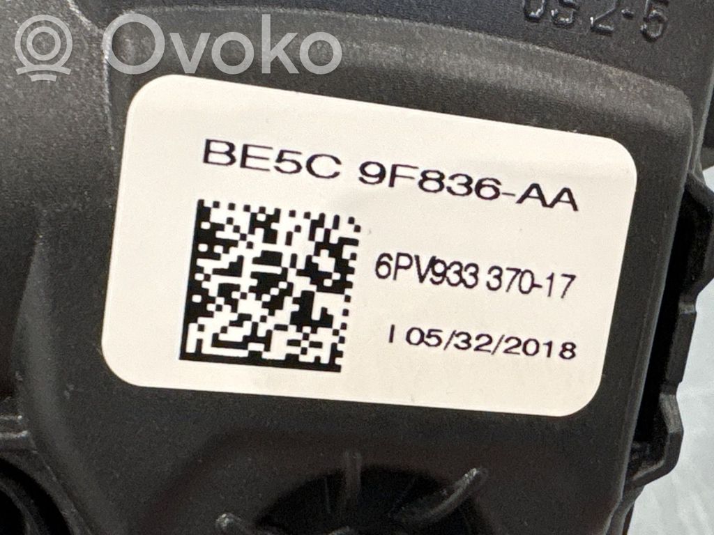 Tesla Model S Pedale dell’acceleratore