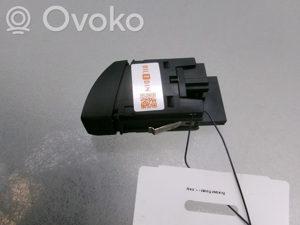 BMW X5 F15 Botón interruptor de luz de peligro