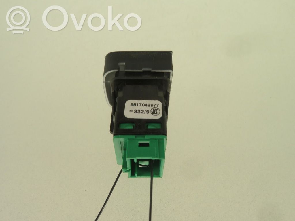 Peugeot Partner III Autres commutateurs / boutons / leviers