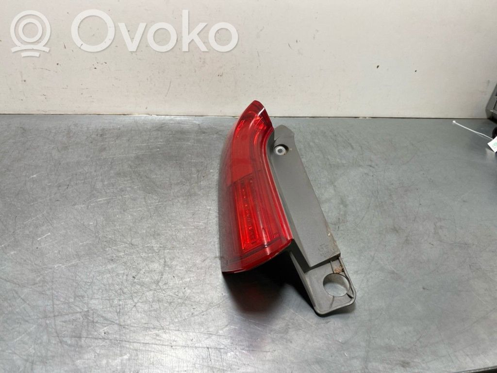 Honda CR-V Lampă spate în caroserie 