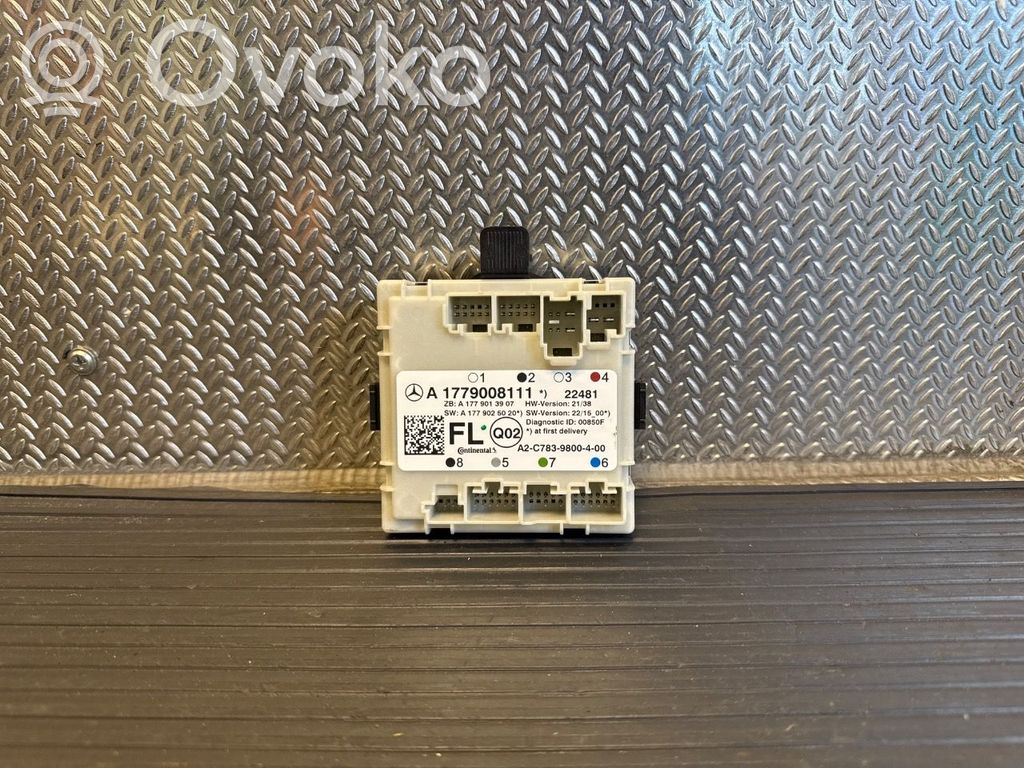 Mercedes-Benz EQB Unité de commande module de porte