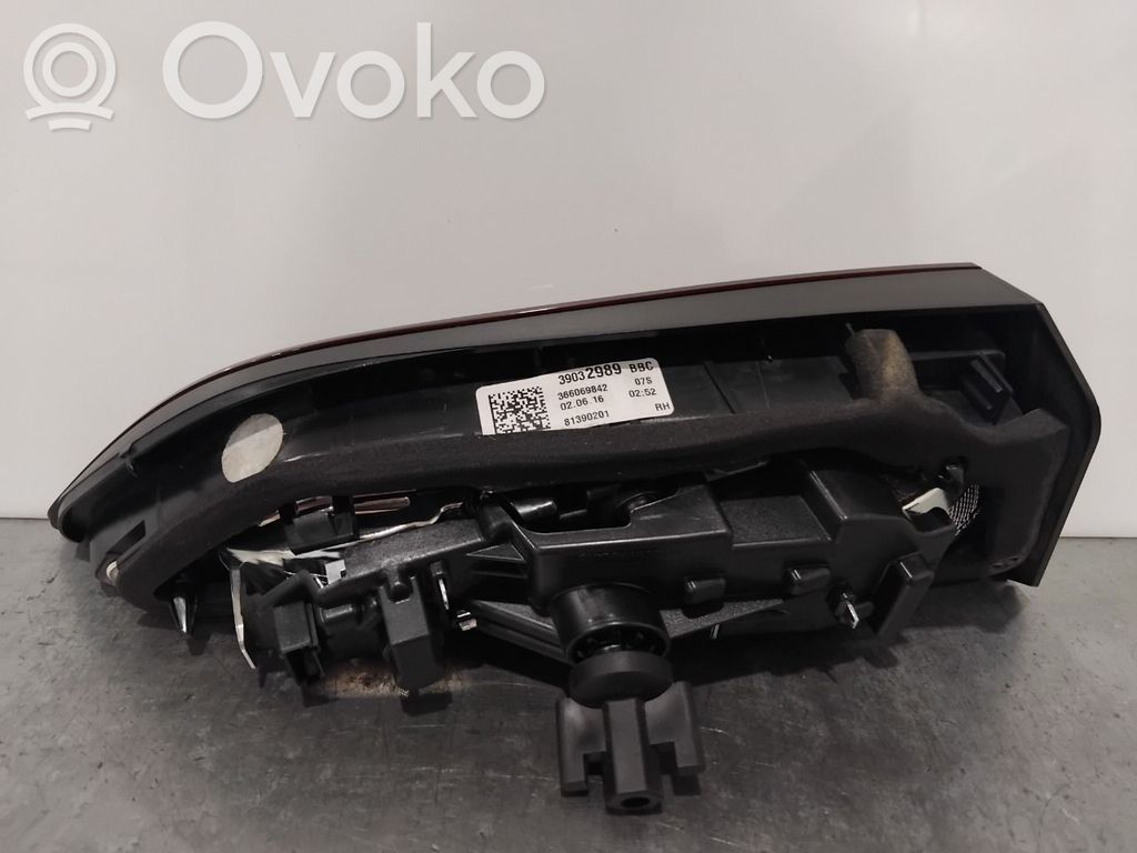 Opel Astra K Luz trasera/de freno