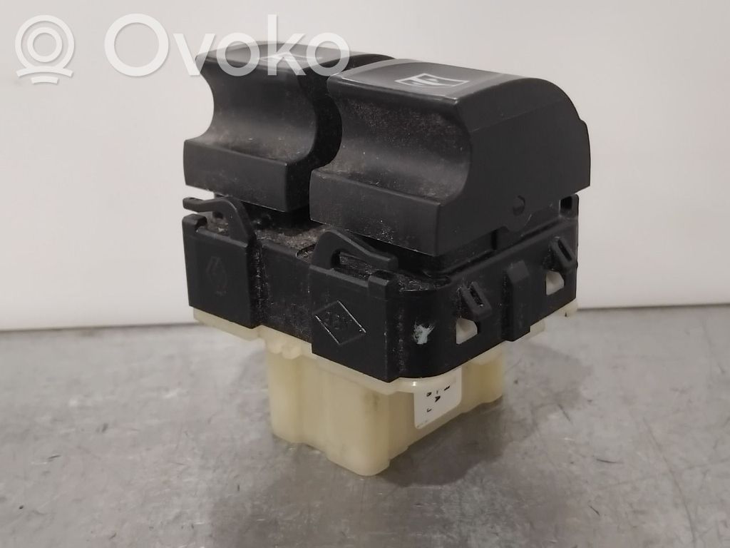 Renault Zoe Interrupteur commade lève-vitre