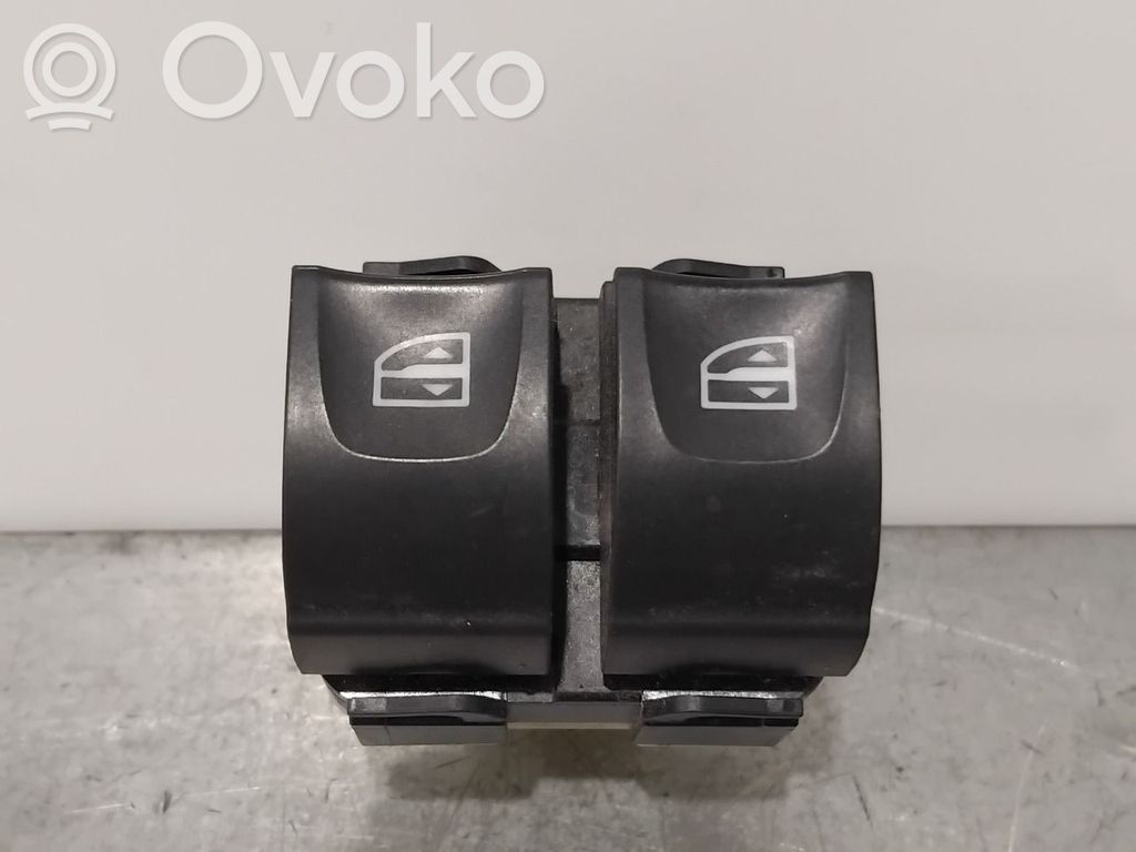 Renault Zoe Przyciski szyb 