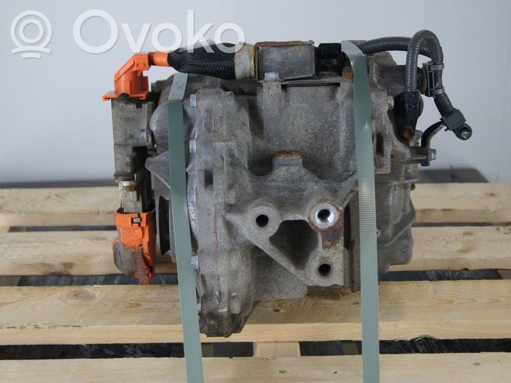 Toyota RAV 4 (XA50) Silnik elektryczny samochodu