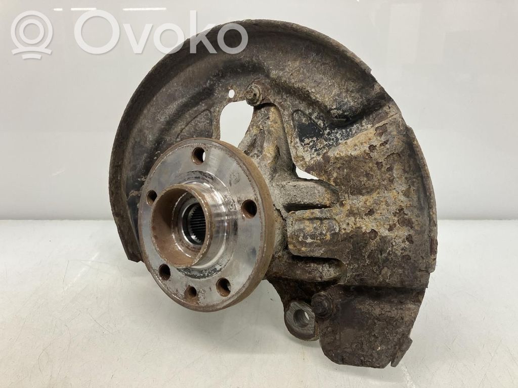Volvo V70 Fusée d'essieu de moyeu de la roue avant