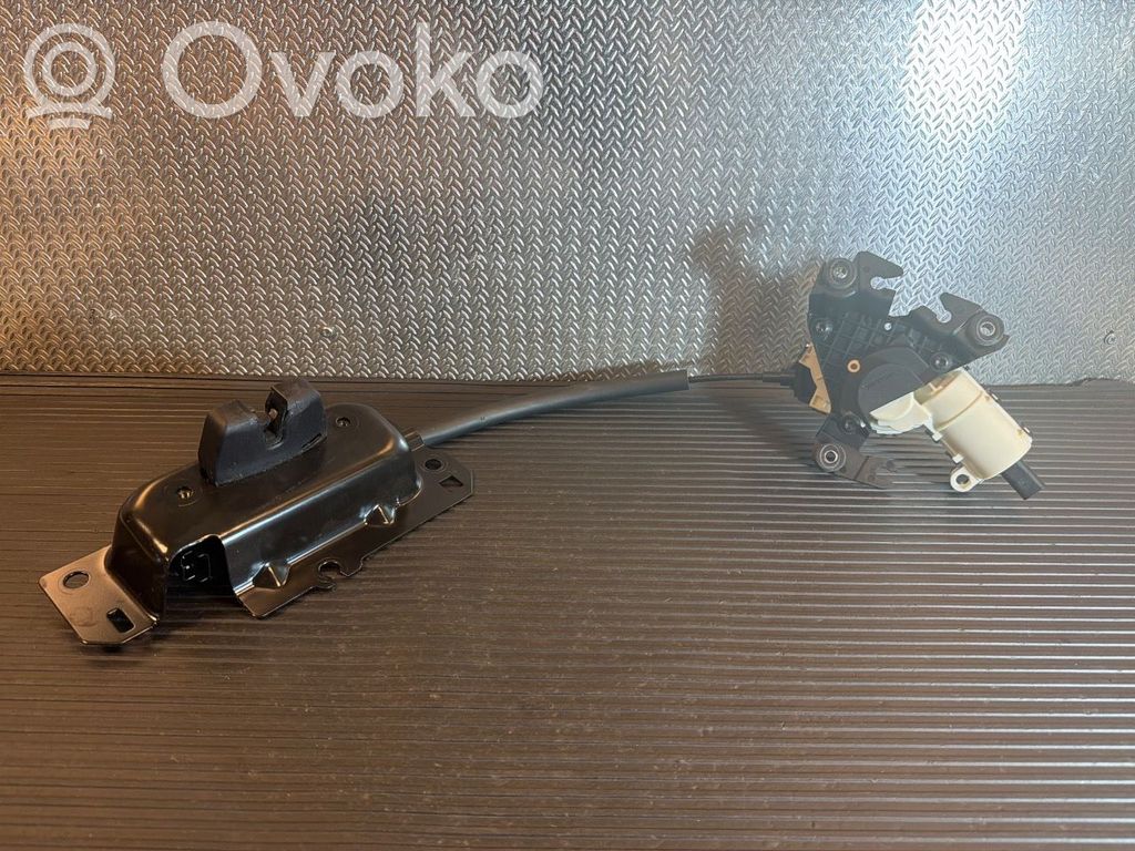 Citroen C4 II Picasso Tailgate lock latch