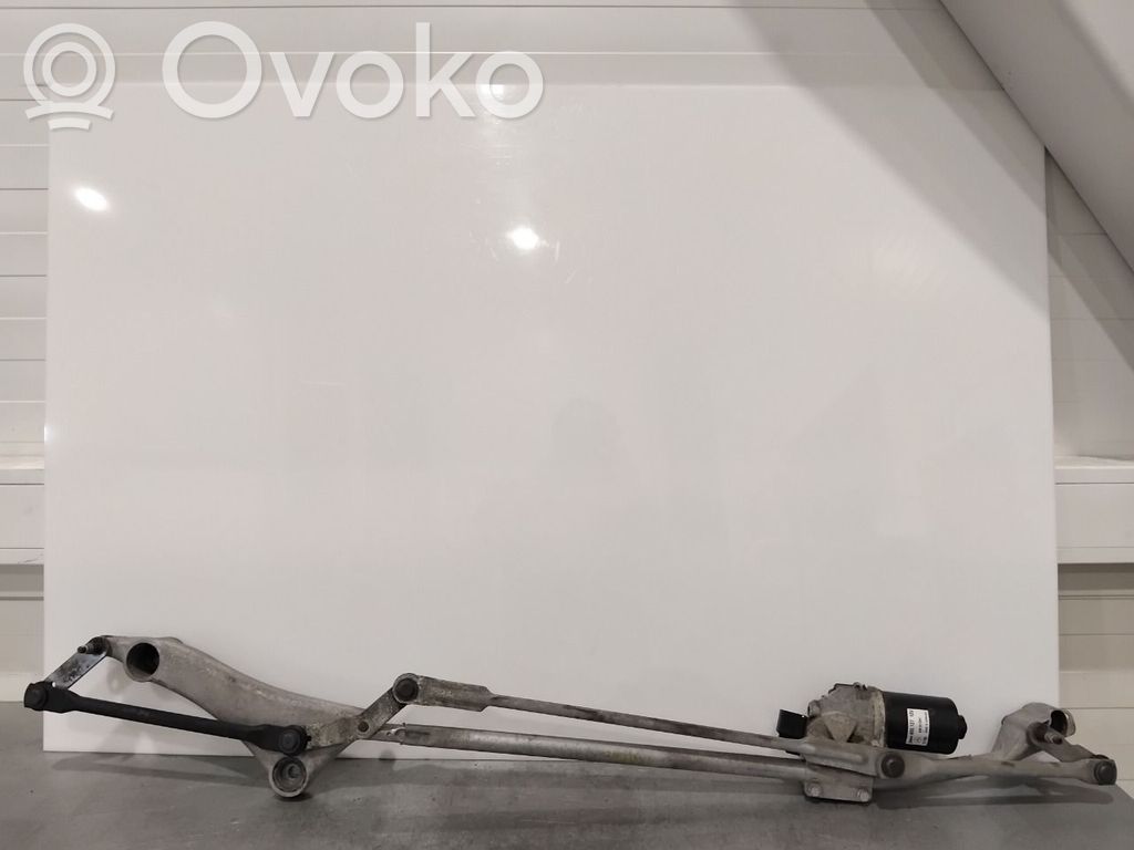 Mercedes-Benz B W245 Moteur d'essuie-glace