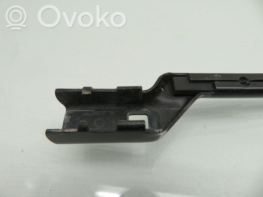 Volkswagen Golf Sportsvan Brazo del limpiaparabrisas delantero 