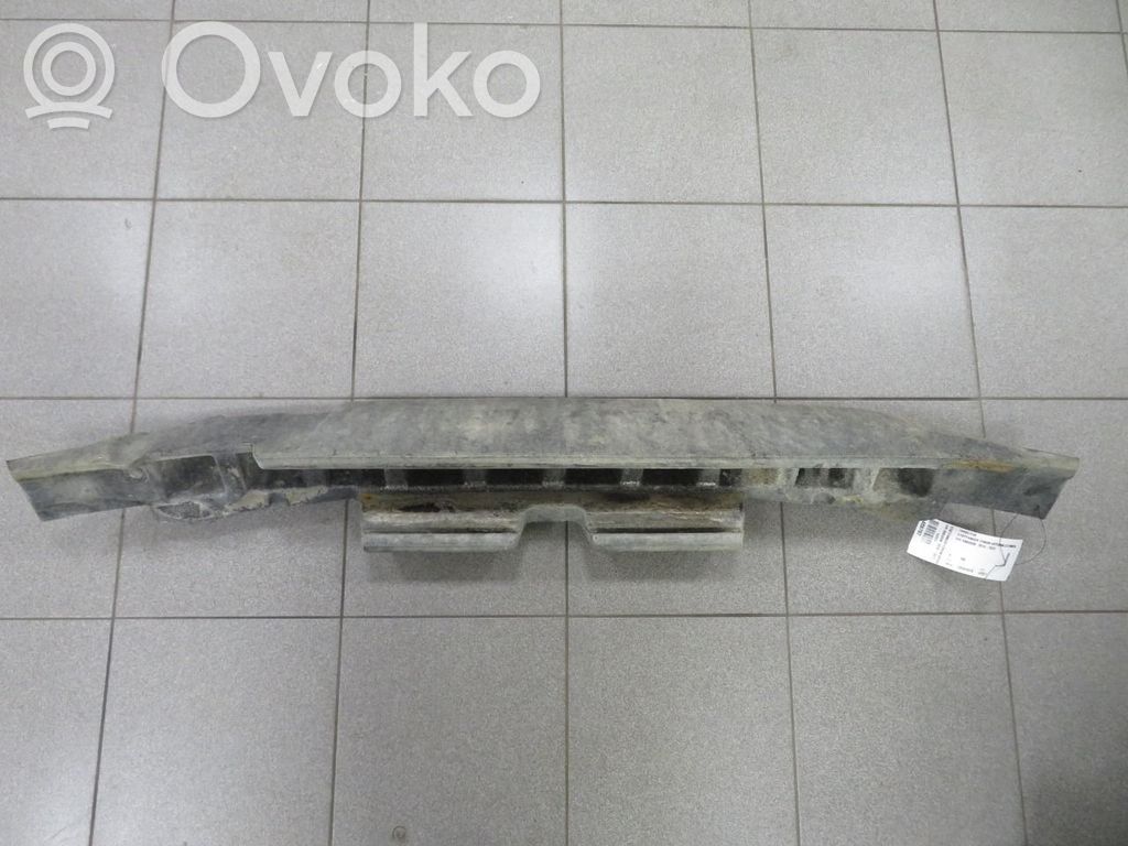 Volkswagen Amarok Etupuskurin törmäysvoiman vaimennin 