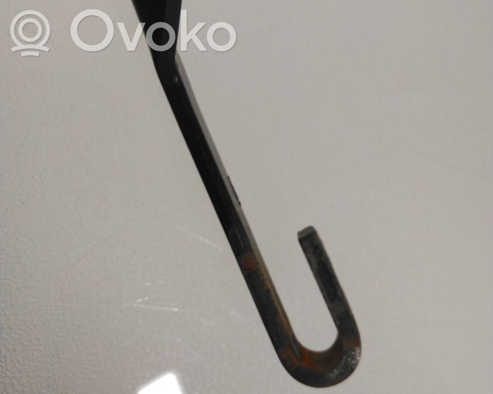 Toyota Auris E180 Wischerarm vorne
