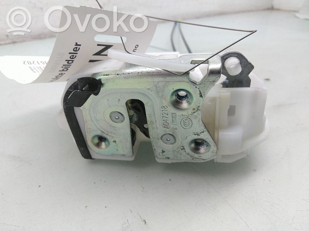Mitsubishi Outlander Zamek drzwi tylnych 
