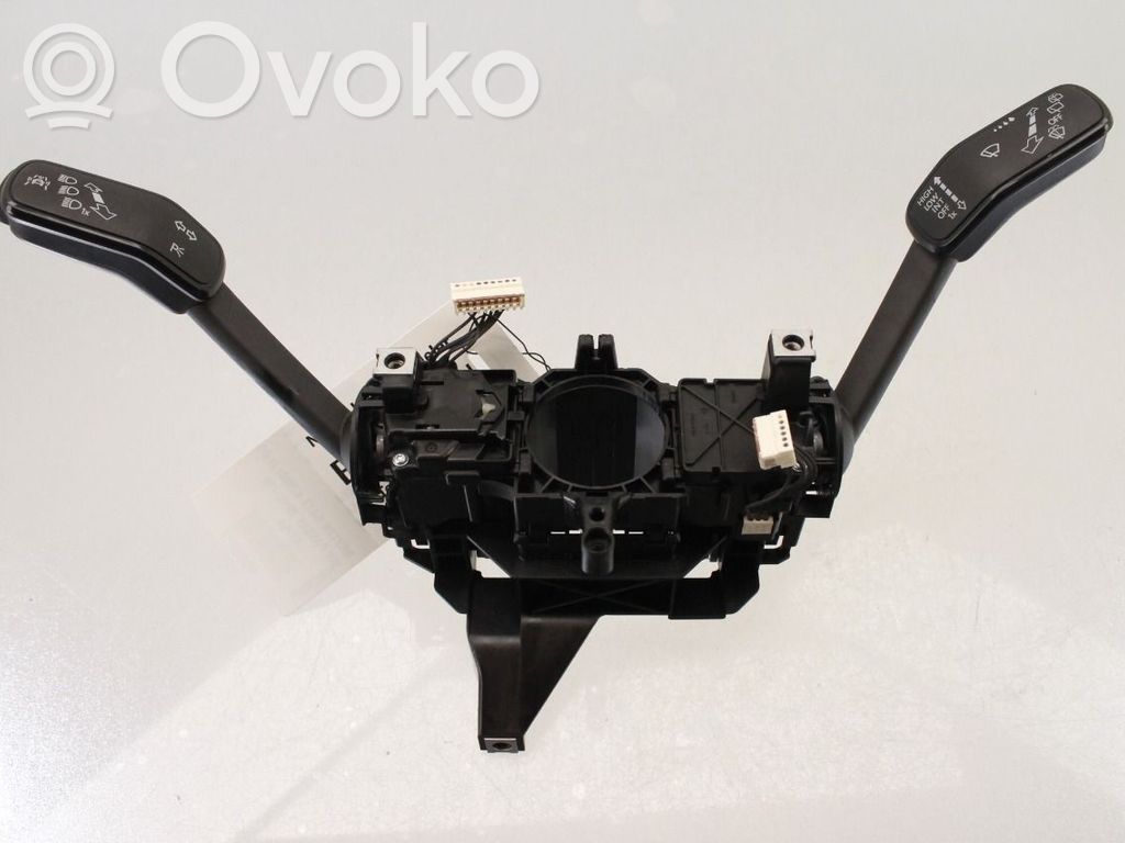 Volkswagen PASSAT B8 Multifunctional control switch/knob 