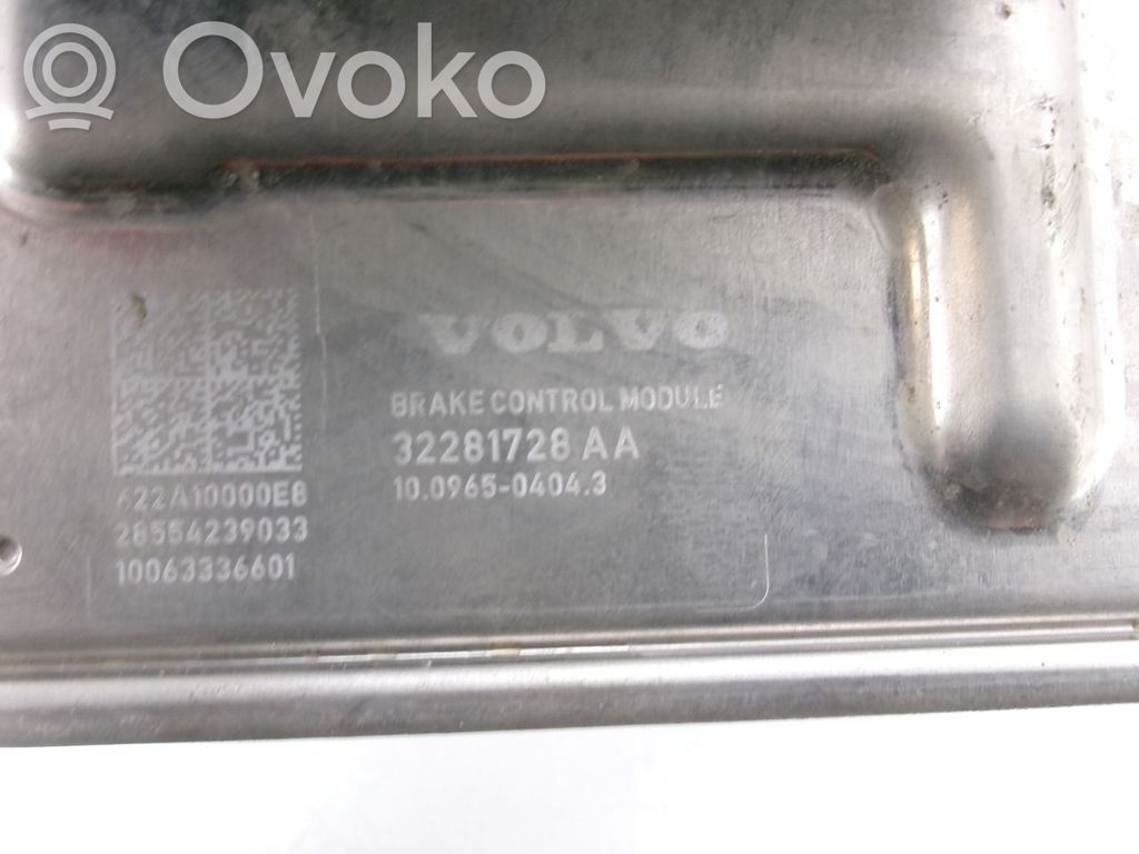 Volvo XC40 ABS-pumppu