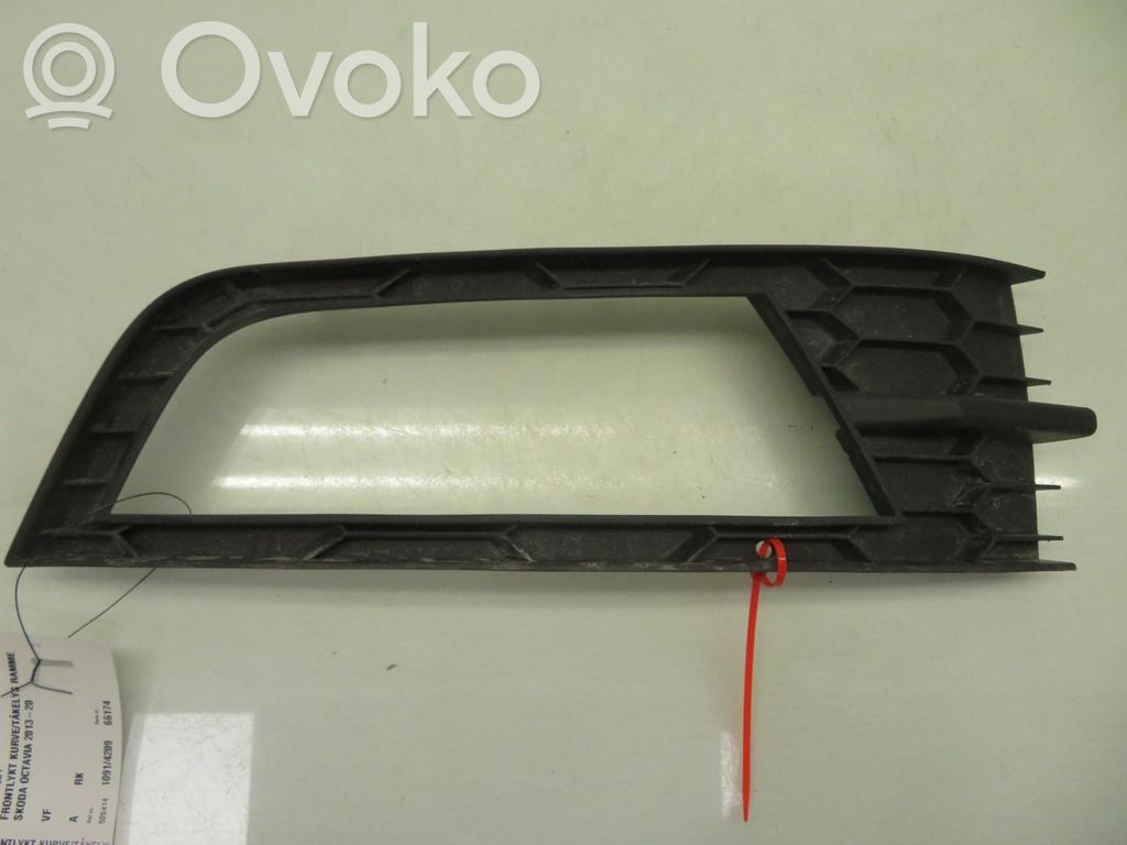 Skoda Octavia Mk3 (5E) Support phare frontale
