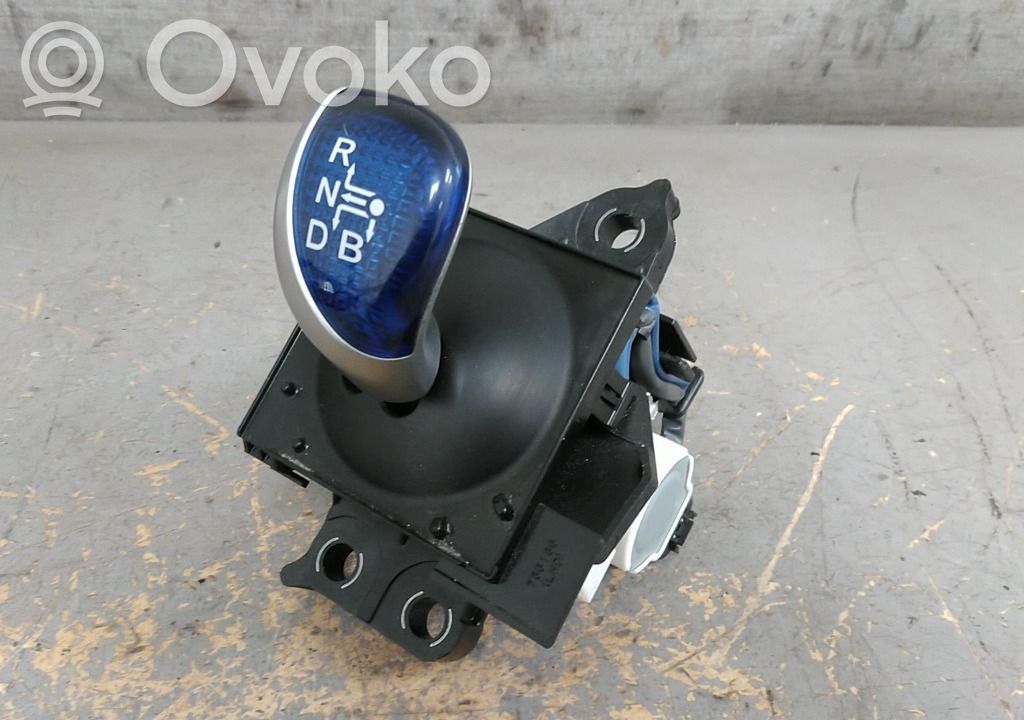 Toyota Auris E180 Selector de cambios