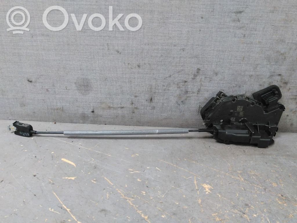 Volkswagen e-Golf Rear door lock 