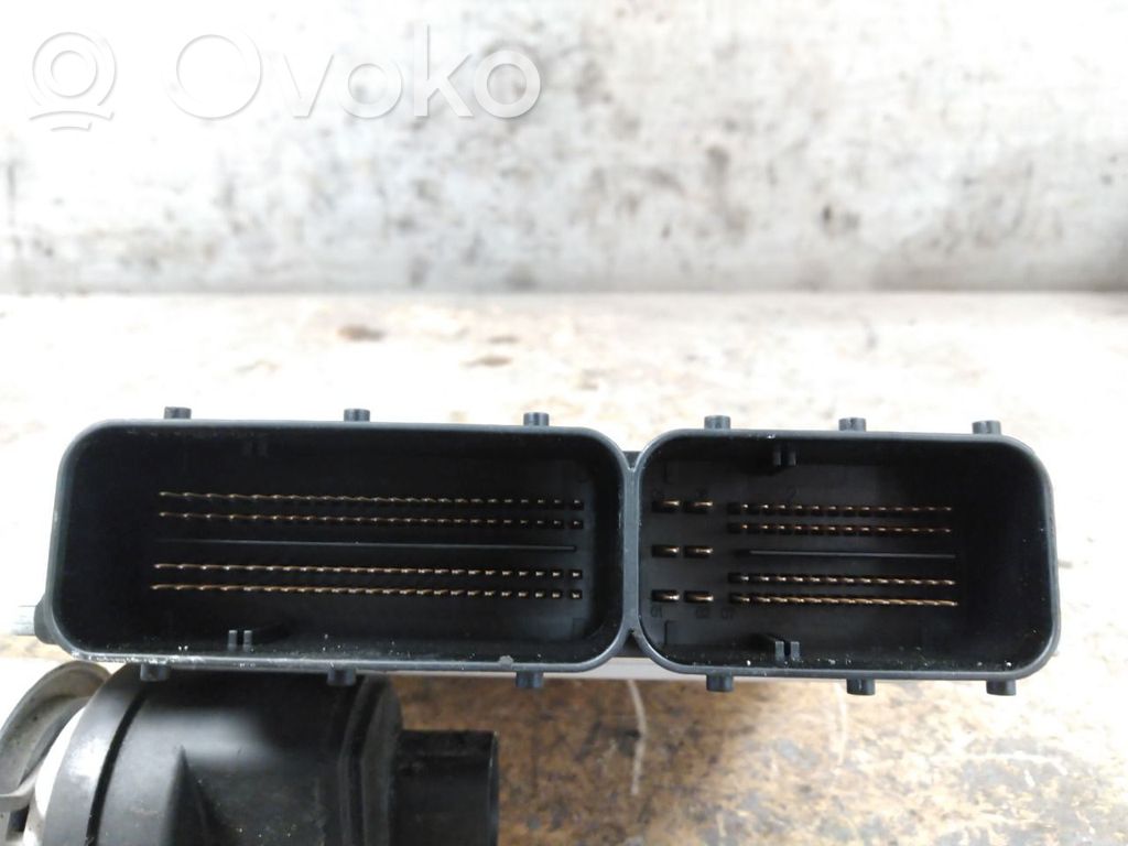 BMW 1 E81 E87 Komputer / Sterownik ECU silnika