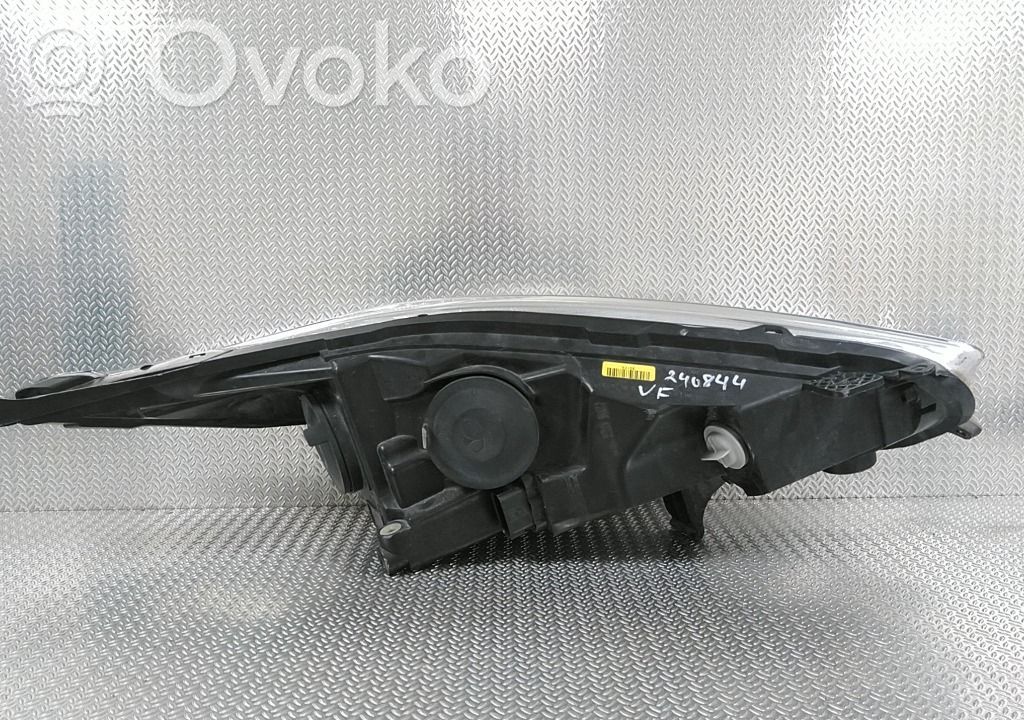 Ford Fiesta Phare frontale