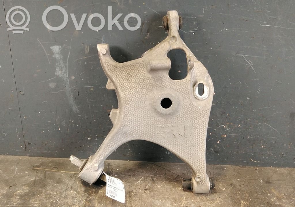 Volvo V60 Brazo de suspensión trasero