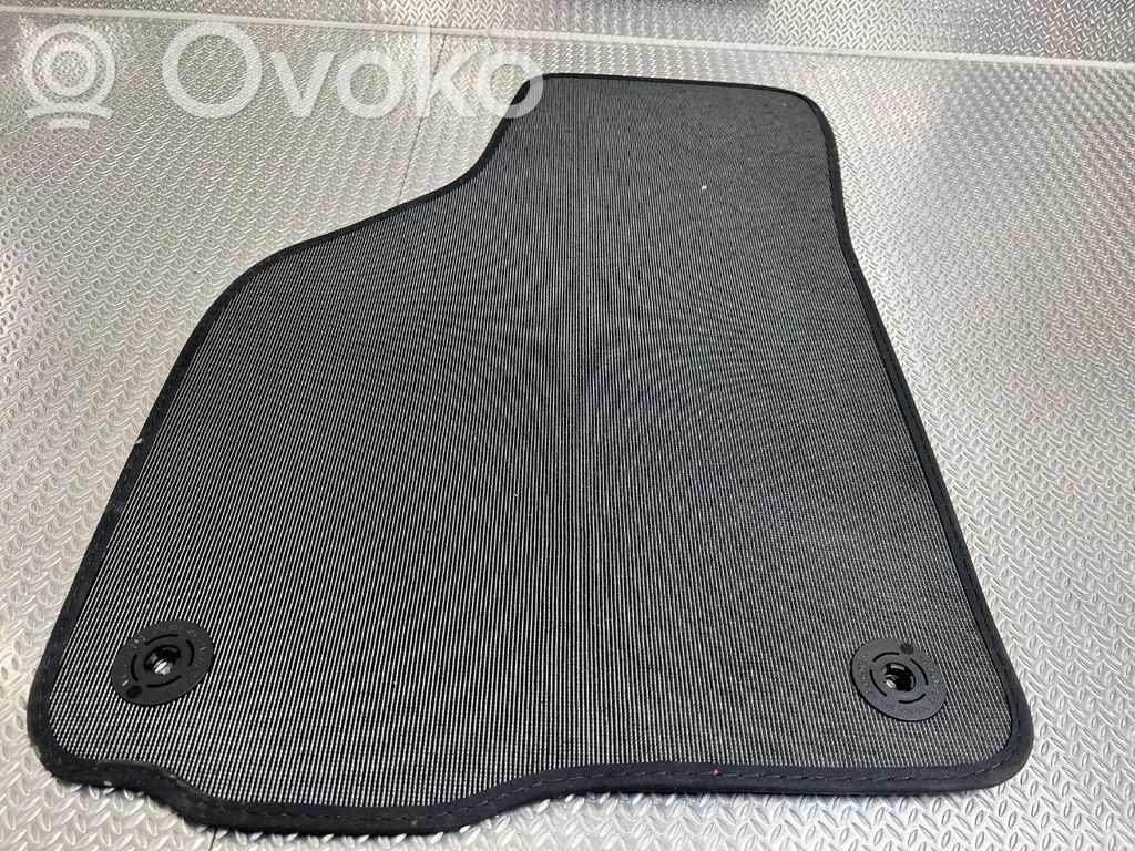 Volkswagen Golf VI Alte piese de interior 