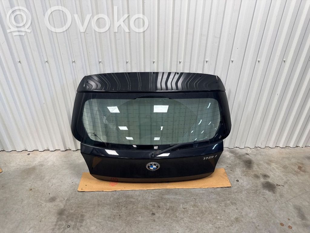 BMW 1 E81 E87 Tylna klapa bagażnika 