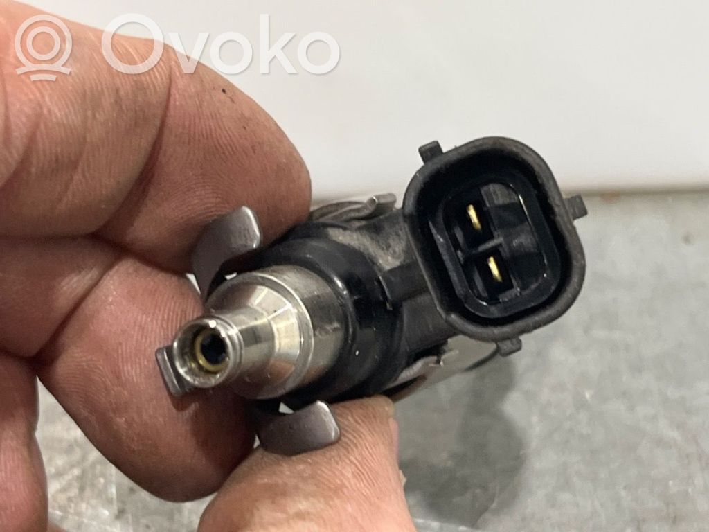Mazda CX-3 Injector combustibil 
