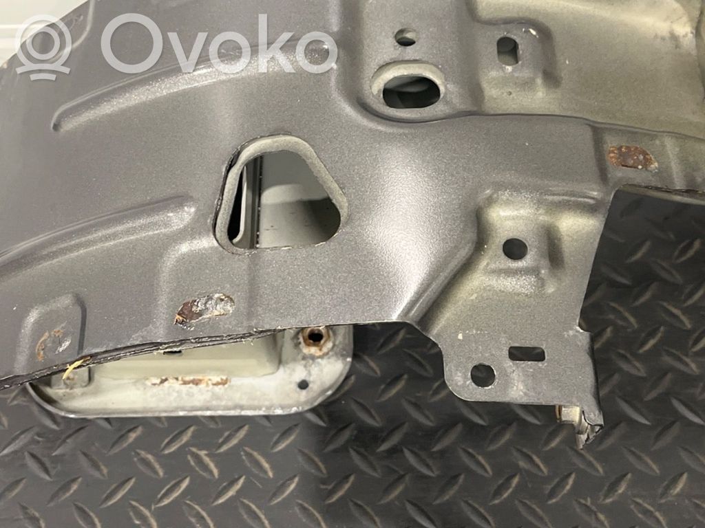 Ford Transit Courier Priekšpusē bampera sastiprinājums 