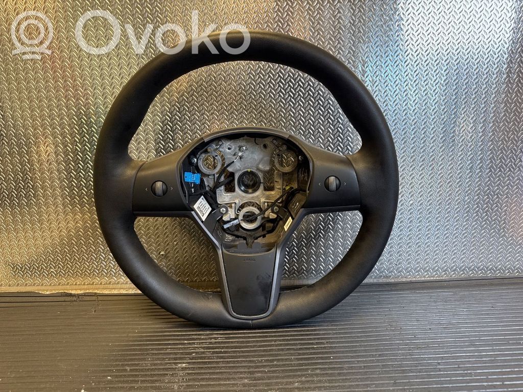 Tesla Model Y Volante