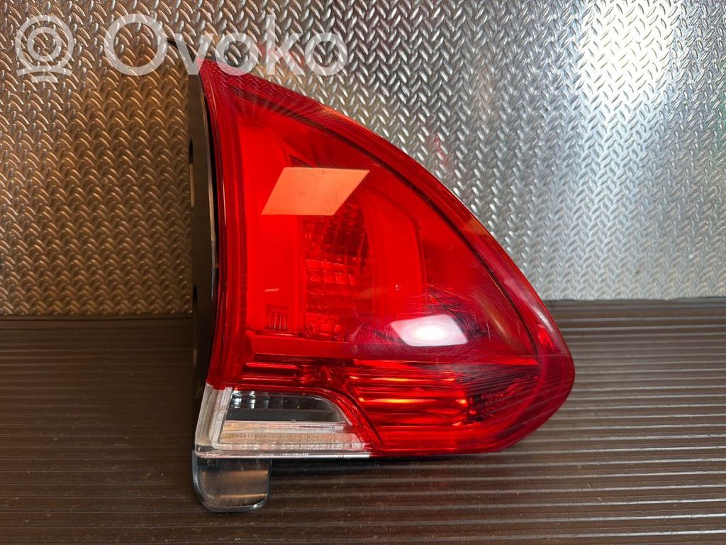 Peugeot 2008 I Lampa tylna