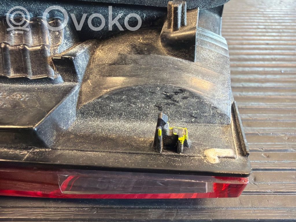 Volkswagen Golf VI Lampa tylna