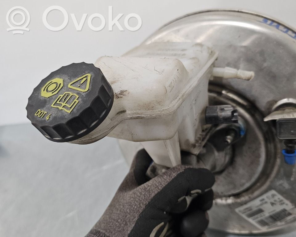 Peugeot 5008 II Servo-frein 