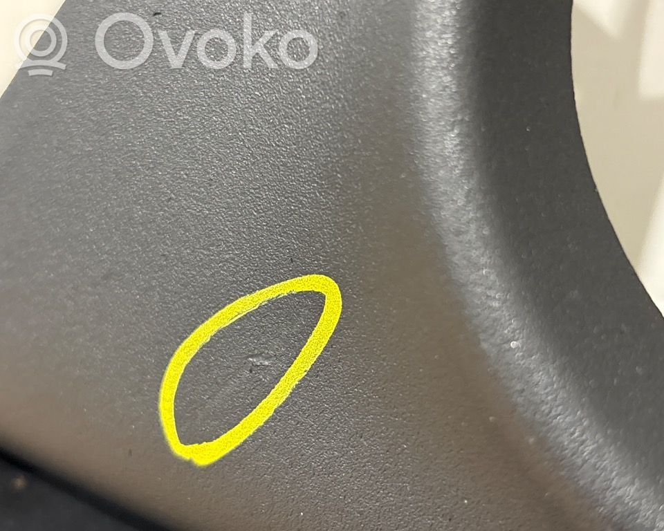 Volvo XC60 Headlight/headlamp mounting bracket 