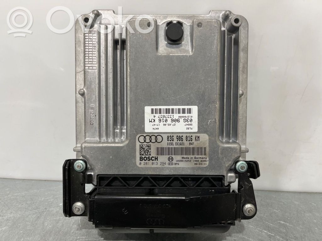 Audi A4 S4 B7 8E 8H Unité de commande, module ECU de moteur 