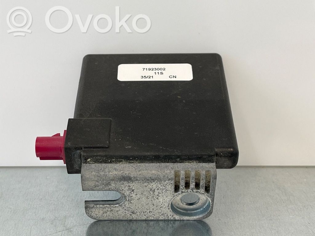 Skoda Enyaq iV Amplificateur d'antenne