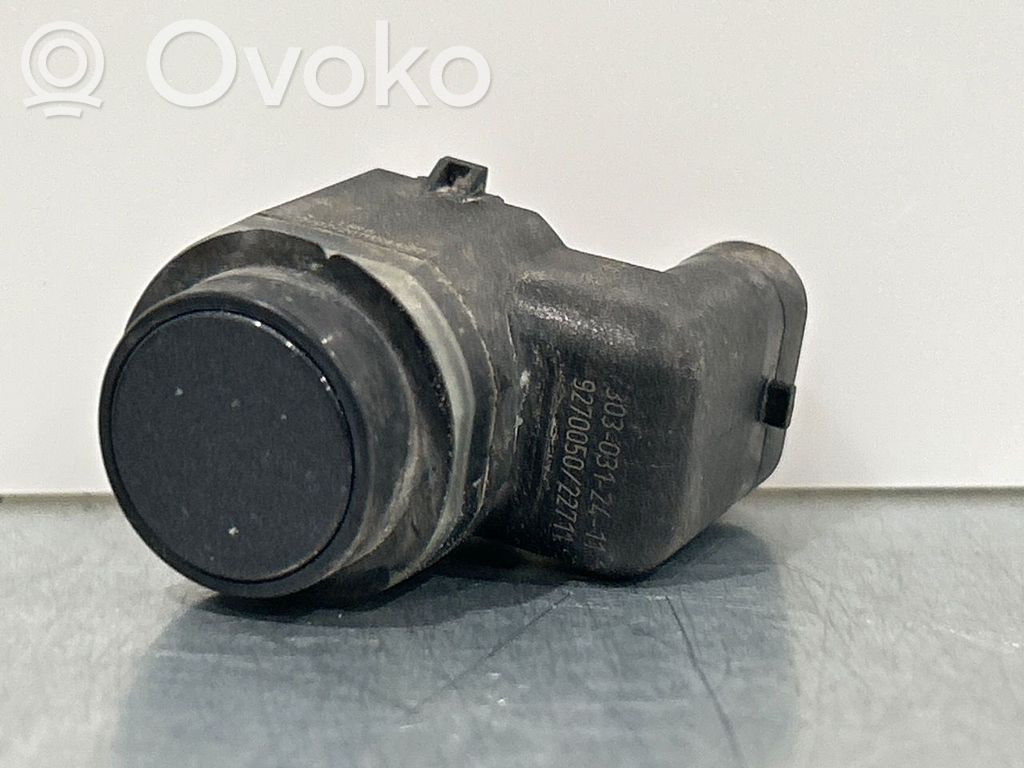 BMW 5 F10 F11 Pysäköintitutkan anturi (PDC) 