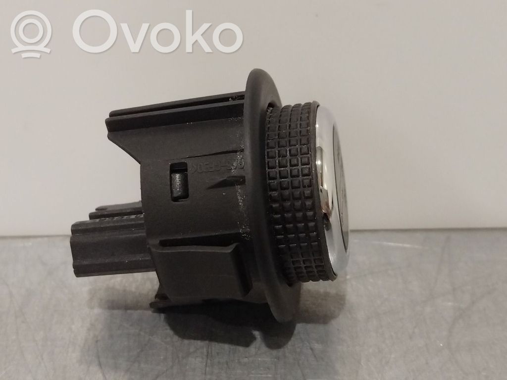 Opel Insignia A Interruptor para abrir la puerta trasera 