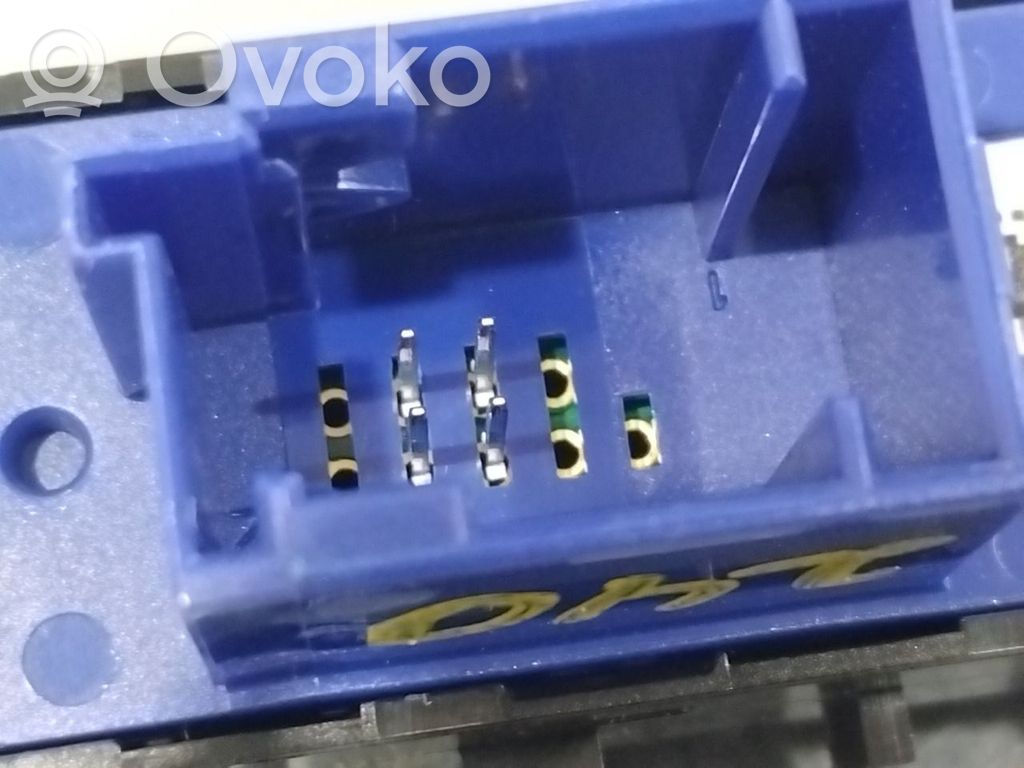 Peugeot 208 I Interruptor de control de tracción (ASR) 