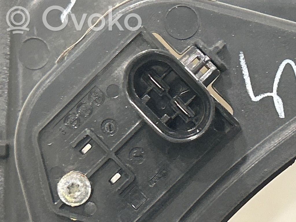 Opel Combo D Muu ilmastointilaitteen osa (A/C) 
