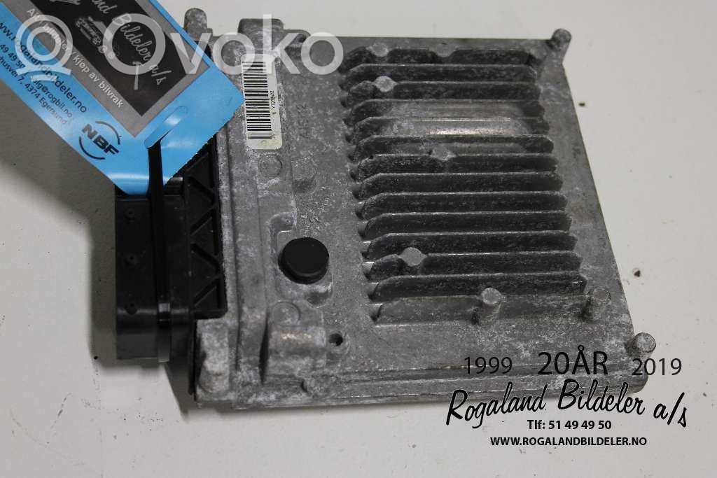 Mercedes-Benz CLA C117 X117 W117 Komputer / Sterownik ECU silnika 