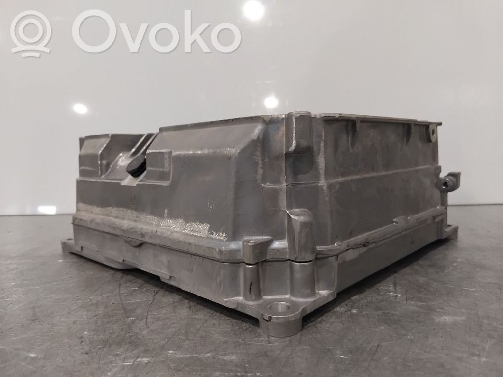 Mercedes-Benz EQC Battery charger (optional) 