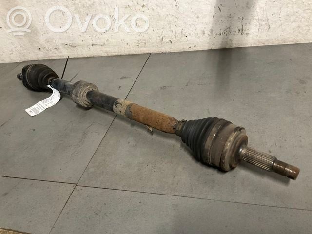 Toyota Auris 150 Priekinis pusašis
