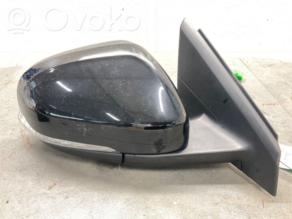 Volvo V40 Front door electric wing mirror 