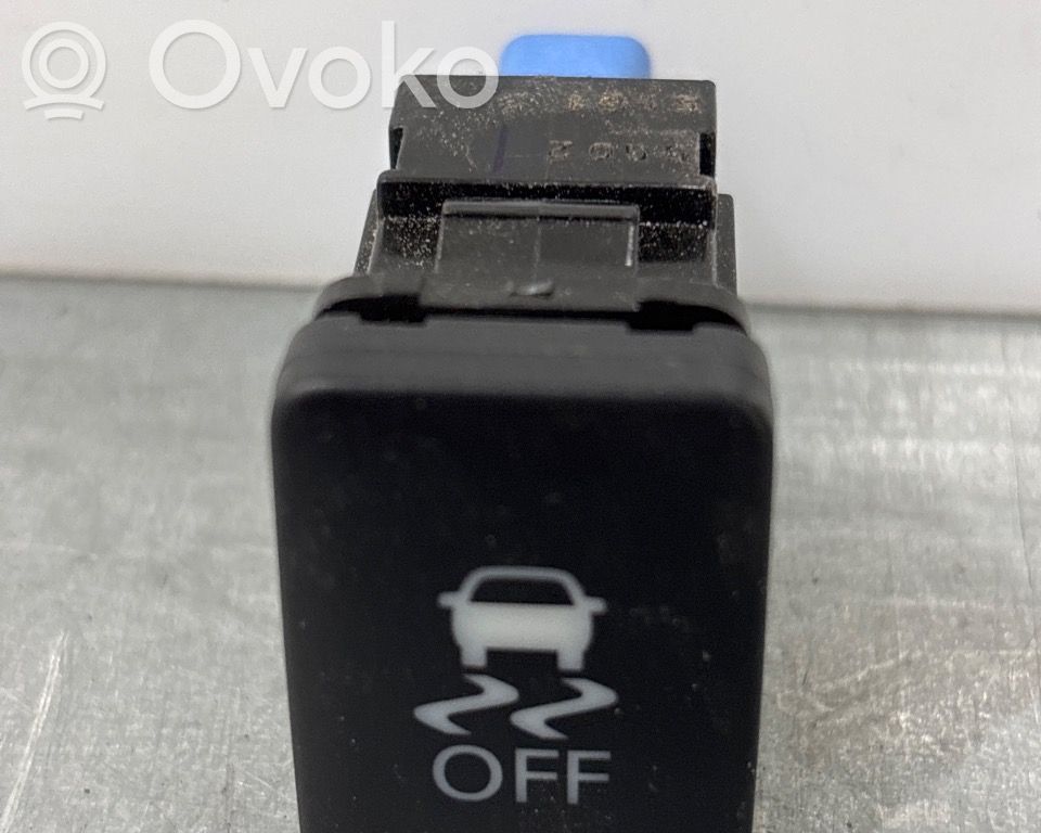 Mitsubishi Outlander Interruptor de control de tracción (ASR)
