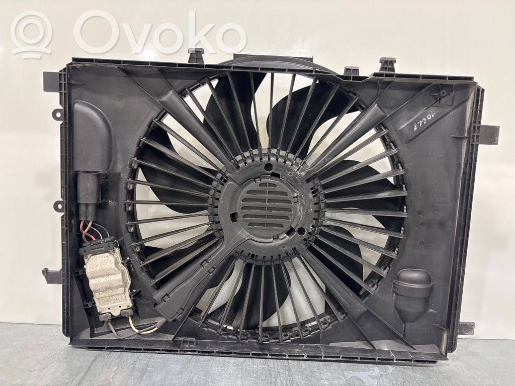 Mercedes-Benz E W212 Kale ventilateur de radiateur refroidissement moteur 