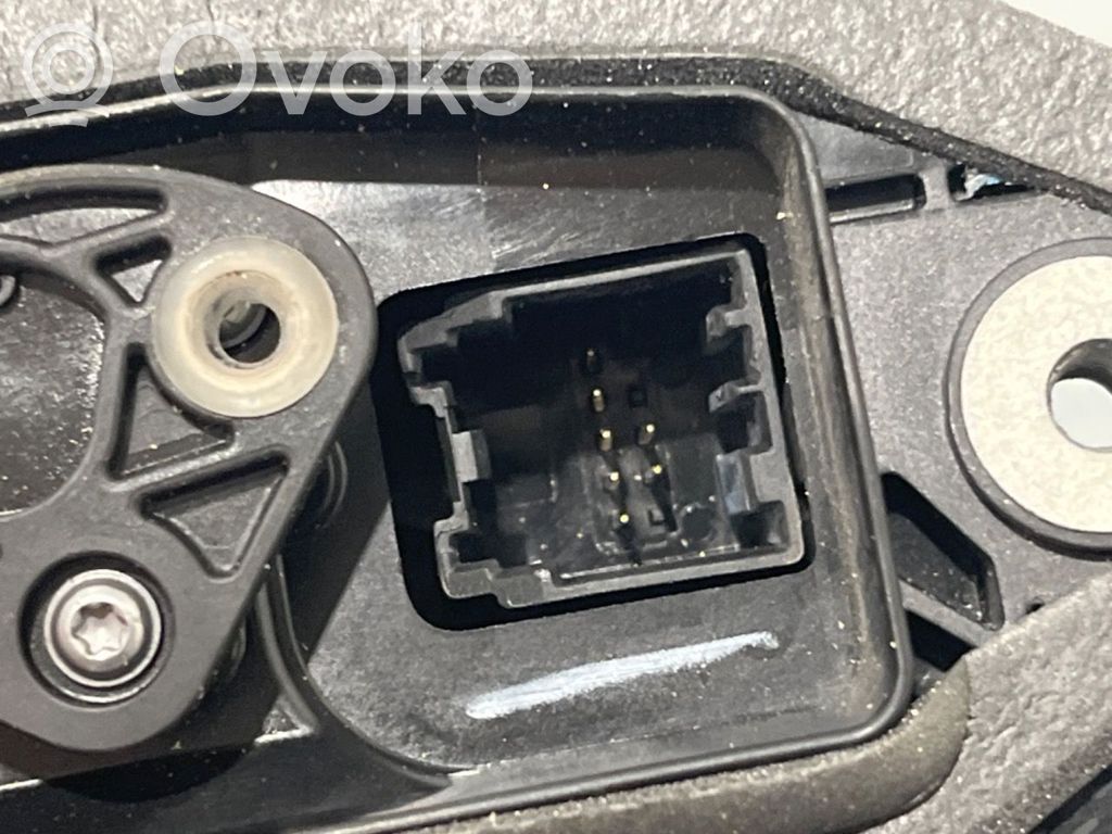 Opel Ampera- E Zamek drzwi przednich