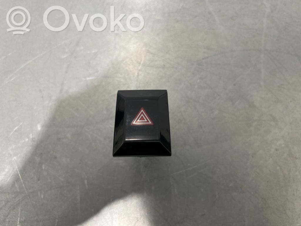 Toyota Corolla E210 E21 Botón interruptor de luz de peligro 